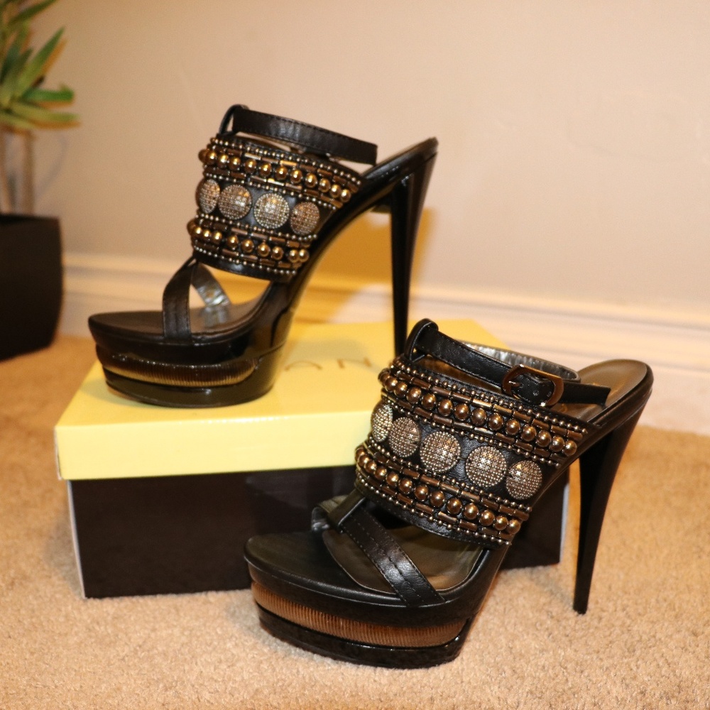 New Black Stiletto Pumps